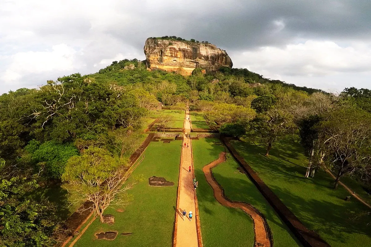 Lion Rock of Sigiriya and Golden Temple of Dabbul 3