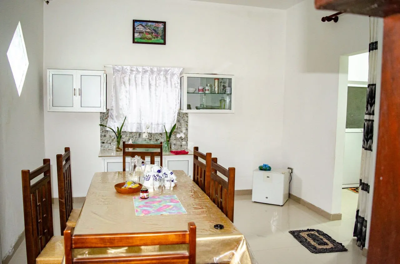 Ocean Breeze Cottage (2 Bedroom House) 4
