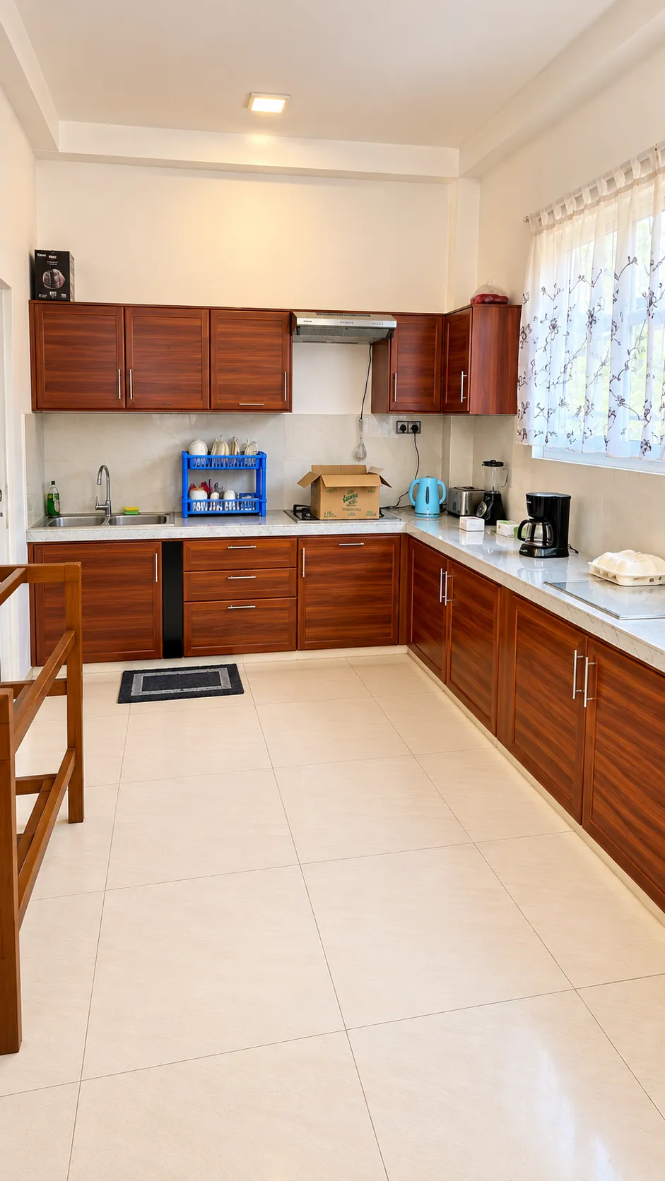 Ocean Breeze Cottage (2 Bedroom House) 4